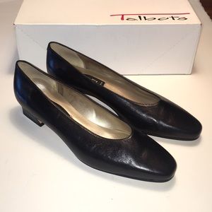 Talbots Van Eli Black Leather Pumps NWT